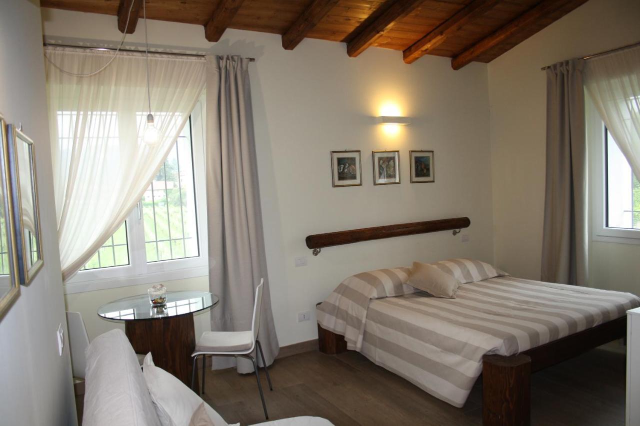 مبيت وإفطار Passirano Cascina San Martino المظهر الخارجي الصورة